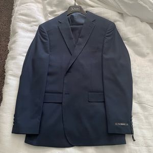 Men’s Three-piece Suit